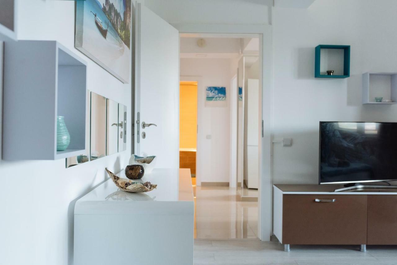 Luxury Flat 9 Near Metro Leilighet Bucureşti Eksteriør bilde